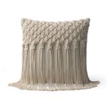 Goi-sofa-ket-hop-macrame132054081789413892.jpg